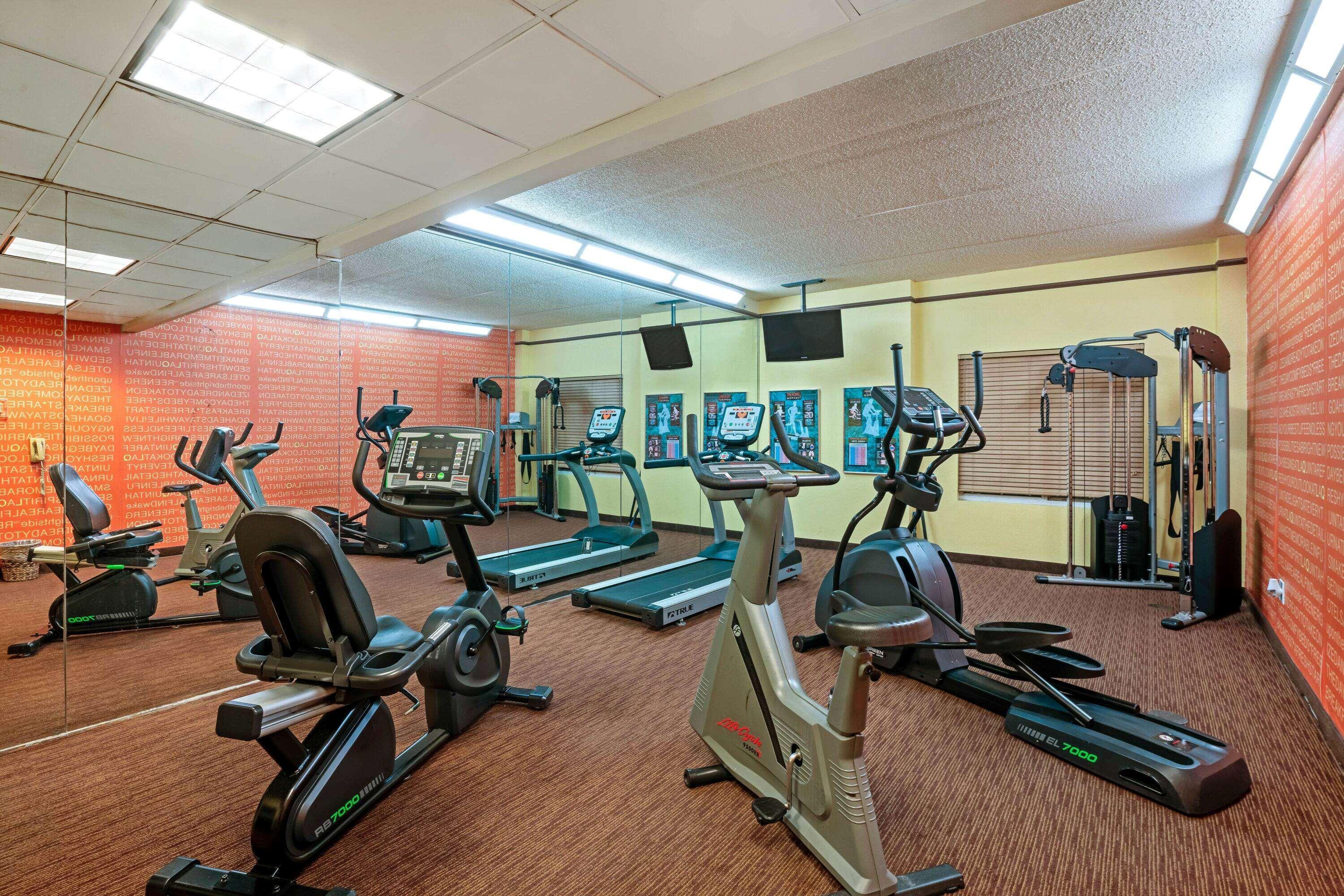 Hotel La Quinta By Wyndham Memphis Primacy Parkway Extérieur photo